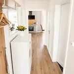 Reetdachhaus 5, Inkl 2 Parkplaetze Holiday home Fehmarn