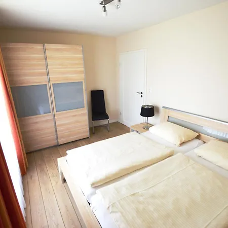 Reetdachhaus 5, Inkl 2 Parkplaetze *