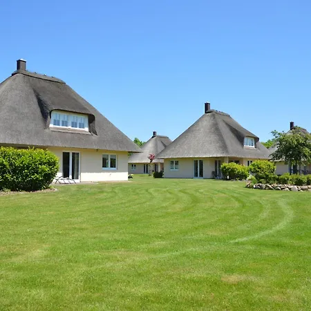 Reetdachhaus 5, Inkl 2 Parkplaetze