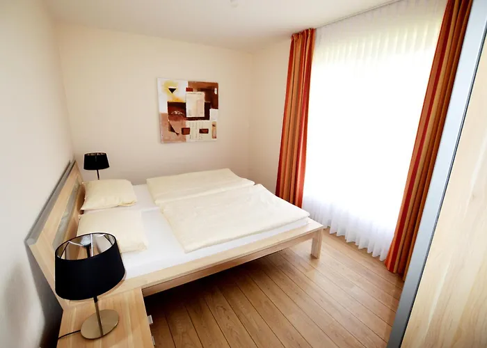 Reetdachhaus 5, Inkl 2 Parkplaetze * Fehmarn