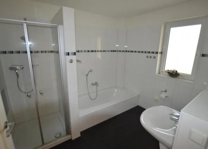 Casa de Férias Reetdachhaus 5, Inkl 2 Parkplaetze